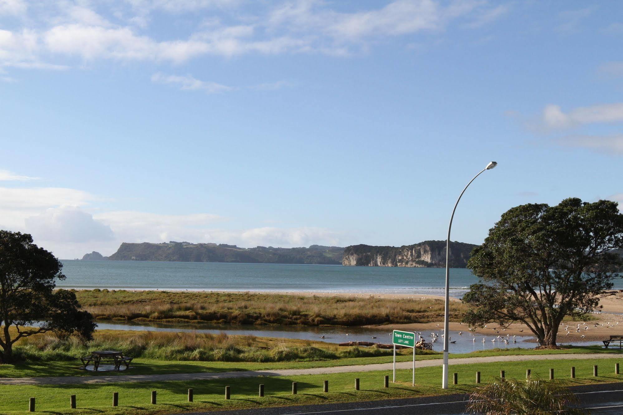 Admiralty Lodge Motel Whitianga Exterior photo